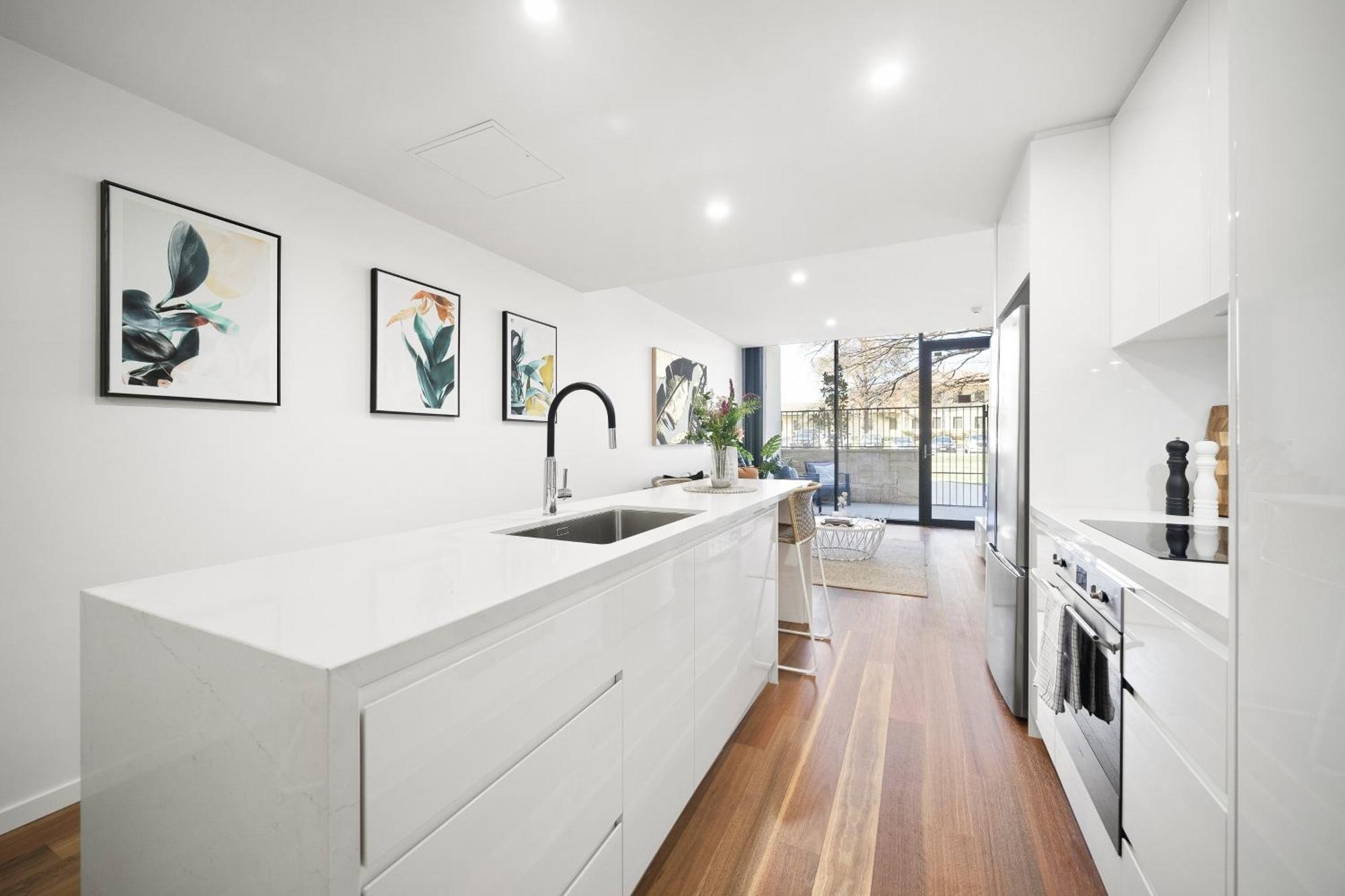Founders Lane Apartments By Urban Rest Canberra Exterior photo